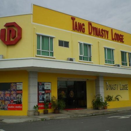 Tang Dynasty Lodge Tuaran ภายนอก รูปภาพ